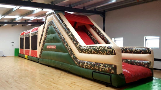 14 ans de course d'obstacles avec jeu interactif