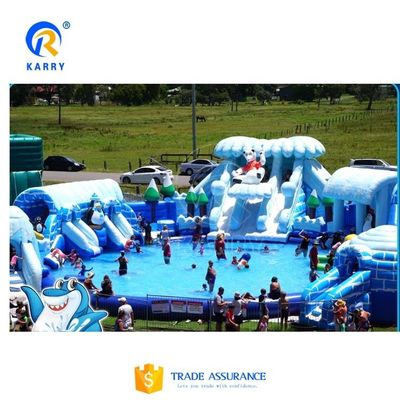 Parque aquatique gonflable à thème ours polaire 15x15m Idéal pour les activités estivales