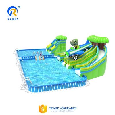 Parc aquatique gonflable personnalisé avec piscine et toboggan
