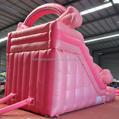 Une piscine gonflable rose pour filles, parfaite pour la location commerciale et le plaisir.