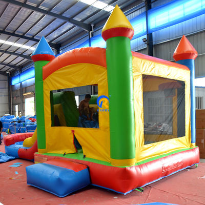 Maison gonflable en PVC de couleur personnalisée avec combo de diapositives