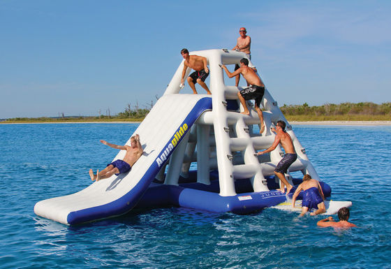 Transformez votre parc aquatique avec notre parc d'attractions gonflable et les kits de réparation inclus