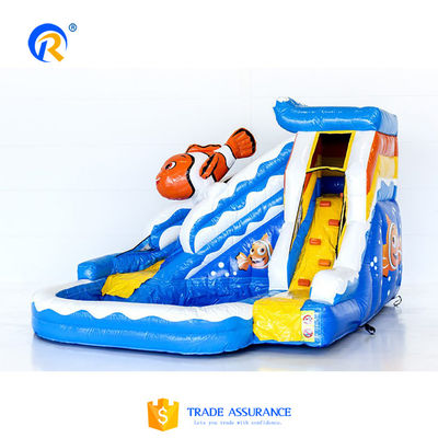 Parcs aquatiques gonflables abordables parfaits pour les occasions commerciales