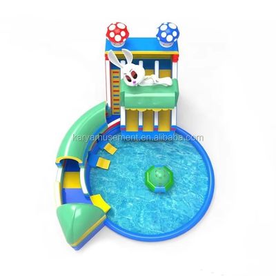 Améliorez votre parc d'attractions avec notre piscine surdimensionnée et notre toboggan gonflable