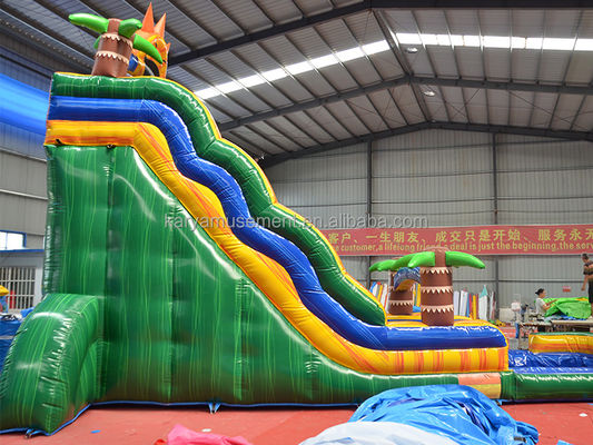 32 pieds Jumbo Palm Tree Slide gonflable solaire avec enfants jouent à la piscine et le toboggan