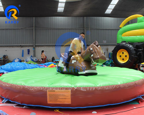 Commercial Bouncy Mechanical Rodeo Bull Riding Machine gonflable pour les adultes