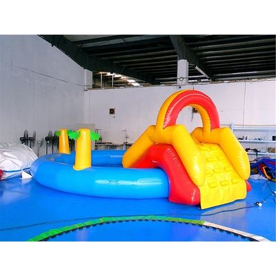 Piscine gonflable de couleur personnalisée flottant pour un bon moment
