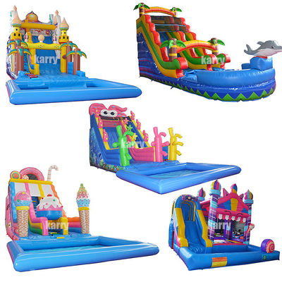 Glissière gonflable à thème bonbons avec piscine pour enfants et capacité maximale 100-500 kg