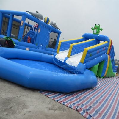 Conception d'un toboggan et d'une piscine gonflables durables pour le divertissement des enfants