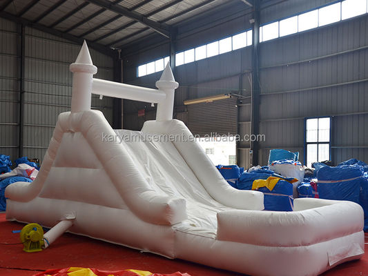 Glissière gonflable à château combinée à gaz Glissière blanche avec souffleur C/E ou U/L Standard