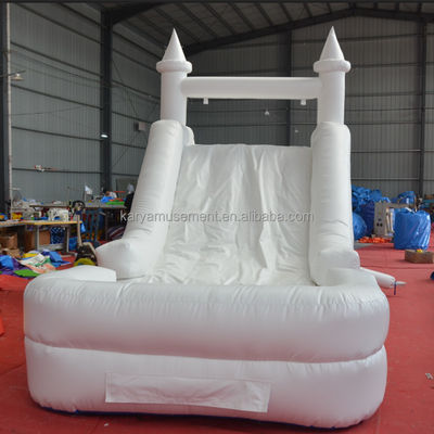 Glissière gonflable à château combinée à gaz Glissière blanche avec souffleur C/E ou U/L Standard