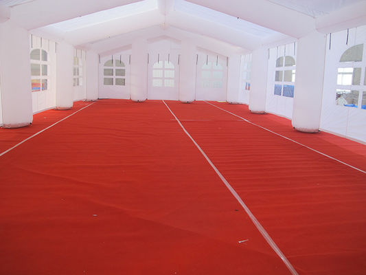 Tente de mariage blanche gonflable personnalisée de 20*10m pour terrain de jeux en plein air et fêtes