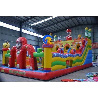 Maison gonflable pour enfants avec toboggan et trampoline de parc aquatique
