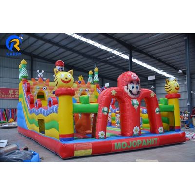 Maison gonflable pour enfants avec toboggan et trampoline de parc aquatique