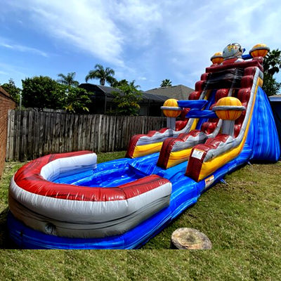 Entretien intérieur et extérieur PVC Space Rush Water Slide avec enfants