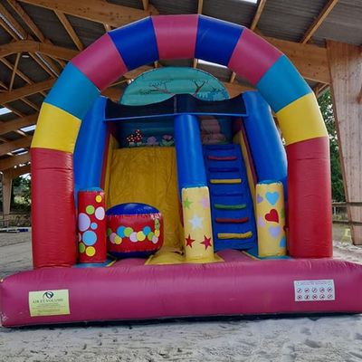 Location de fêtes Thème de la maison de bonbons glisse sèche gonflable avec certification CE/EN71/EN14960