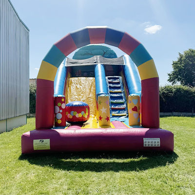 Location de fêtes Thème de la maison de bonbons glisse sèche gonflable avec certification CE/EN71/EN14960
