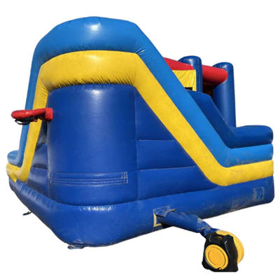 Trampoline pour enfants maison gonflable avec obstacle de glissement et piscine