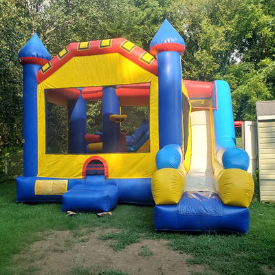 Trampoline pour enfants maison gonflable avec obstacle de glissement et piscine