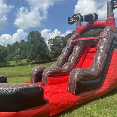 Équipement de parc aquatique de loisirs toboggan aquatique pirate gonflable avec piscine PVC commercial