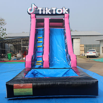 Location d'une piscine gonflable pour les occasions commerciales