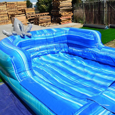 Piscine détachable gonflable Slip n Slide pour enfants et adultes au parc aquatique d'été