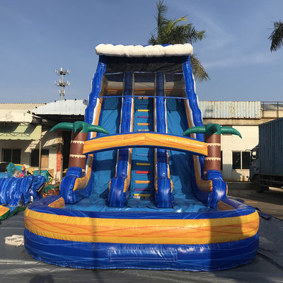 Taille personnalisée Glissière d'eau en PVC commercial gonflable avec piscine et échelle amovible