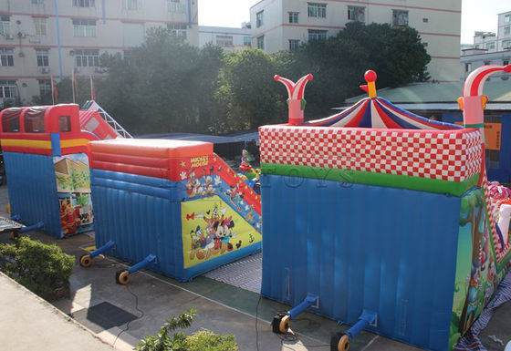 Glissière sèche gonflable commerciale avec logo personnalisé Glissière de saut de clown de cirque de carnaval