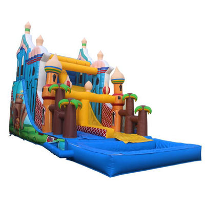 Capacité maximale 100-500 kg Château gonflable avec glissière humide pour piscine intérieure