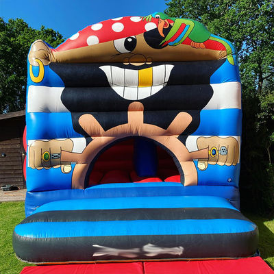 Version Q personnalisée Capitaine Pirate Château de la maison de rebond pour le plaisir unisexe à l'intérieur et à l'extérieur