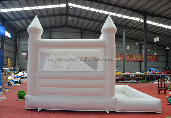 Nouveau bâtiment Moonwalk Trampoline de mariage Commercial White Bouncy Castle pour les fêtes