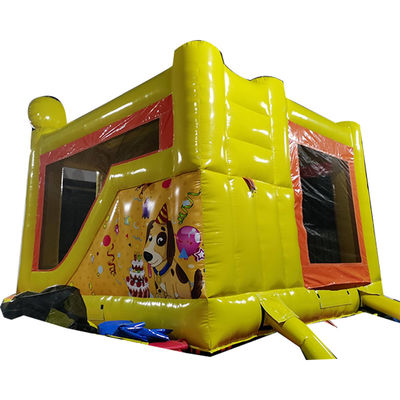 Élevez votre lit de bébé fête d'anniversaire avec mignon chiot thème maison gonflable château