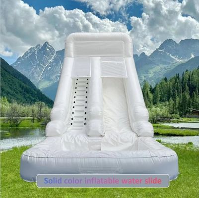 Location commerciale intérieure toboggan gonflable avec piscine en été