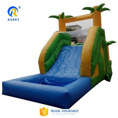 Collage inclus Grand toboggan gonflable personnalisé pour équipement de parc aquatique extérieur