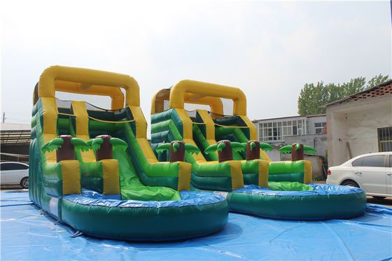 Maison gonflable en PVC et toboggan sec pour les fêtes à louer à l'intérieur 8x3x5m