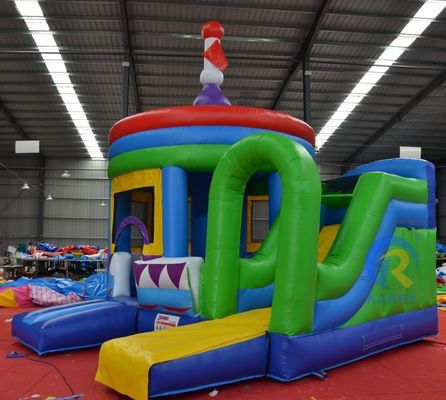 Un château gonflable en PVC cylindrique portable avec glissement latéral et dôme gonflable
