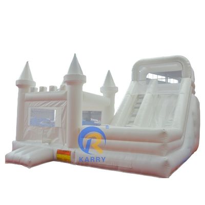 Transformez votre jardin en une zone amusante avec notre maison gonflable blanche et notre toboggan
