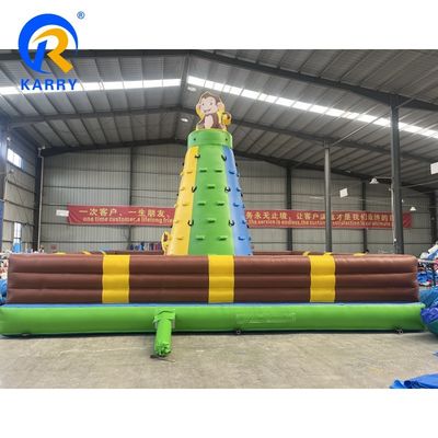 Paroi d'escalade en forme d'arbre gonflable avec trampoline