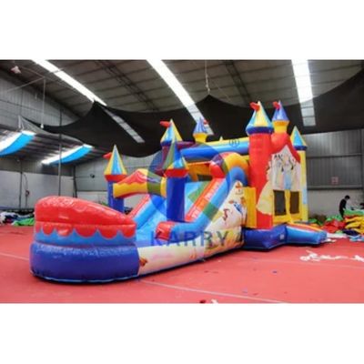 Jeux en plein air pour enfants voiture de course rouge gonflable