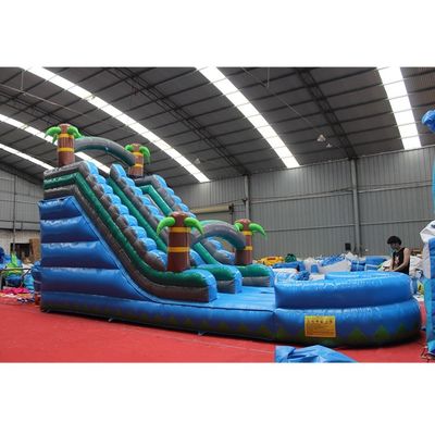 Des toboggans gonflables personnalisés pour la location de grandes fêtes en extérieur certifiés CE/ROSE