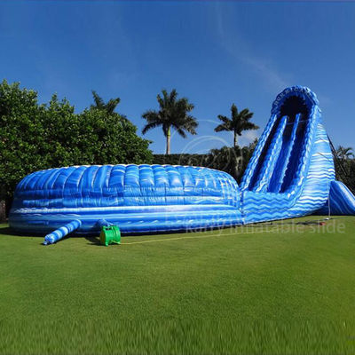 Le frisson d'une vie avec notre toboggan gonflable cyclone de 32 pieds de haut