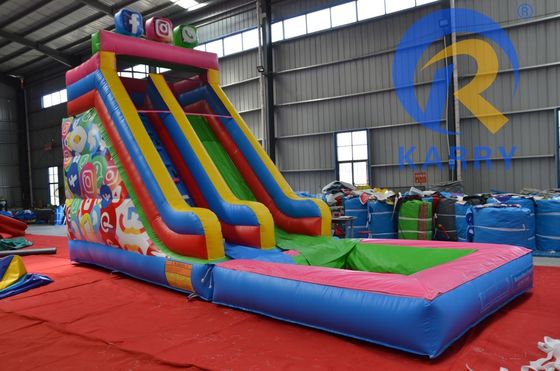 Château de saut gonflable personnalisable pour adultes Grand toboggan commercial