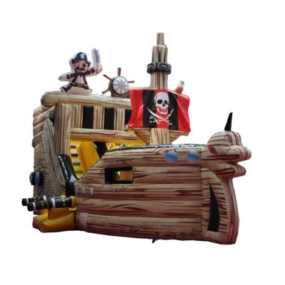 Grand toboggan gonflable pour pirates avec château gonflable