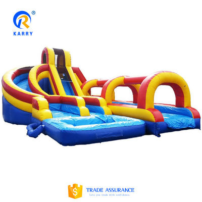 Accordez le poids réel commercial gonflable toboggan à eau avec conception de piscine et de palmier