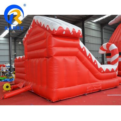 Un gardien gonflable de Noël avec glissement révolutionne votre entreprise de location de soirées