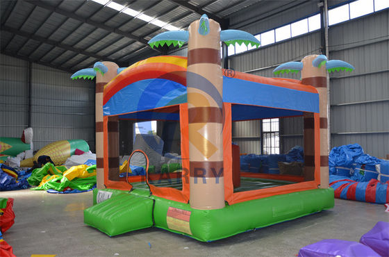 CE/EN71/EN14960 Château gonflable gonflable à palmiers tropicaux certifié pour le commerce
