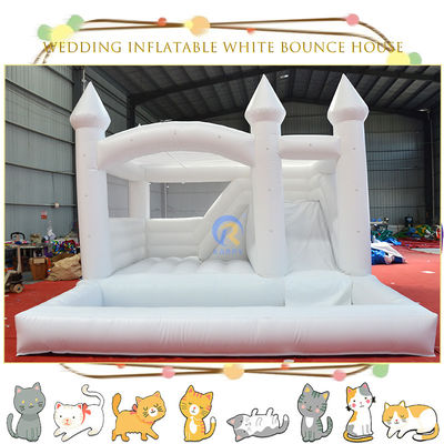 Caractéristiques Portable Combo gonflable château glissière pour la fête de mariage et le gardien de la petite enfance