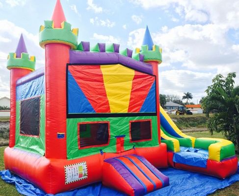 Bouncer de divertissement Jumper Combo Moonwalk Bouncer gonflable en PVC avec glissement d'eau