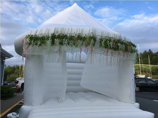 Fête de mariage Château gonflable en sautant Château de mer