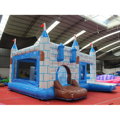 Amenez vos fêtes à un niveau supérieur avec notre château gonflable en brique carrée bleue